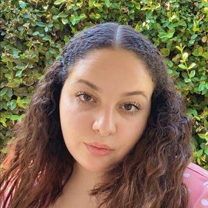 Meet your Posher, Hailey